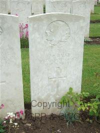 Etaples Military Cemetery - Baker, Walter Allen